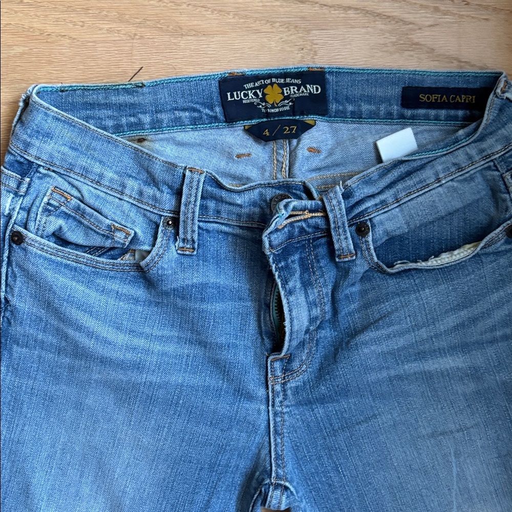Lucky Brand Sofia Capri Light Blue Denim